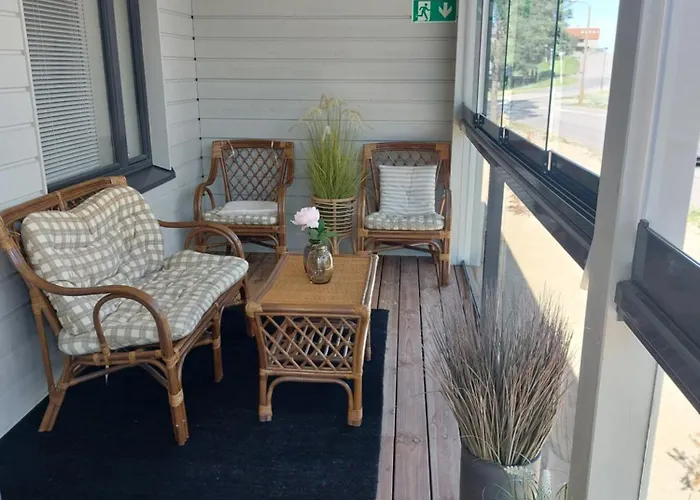 公寓 Tuomenkartano C12 *